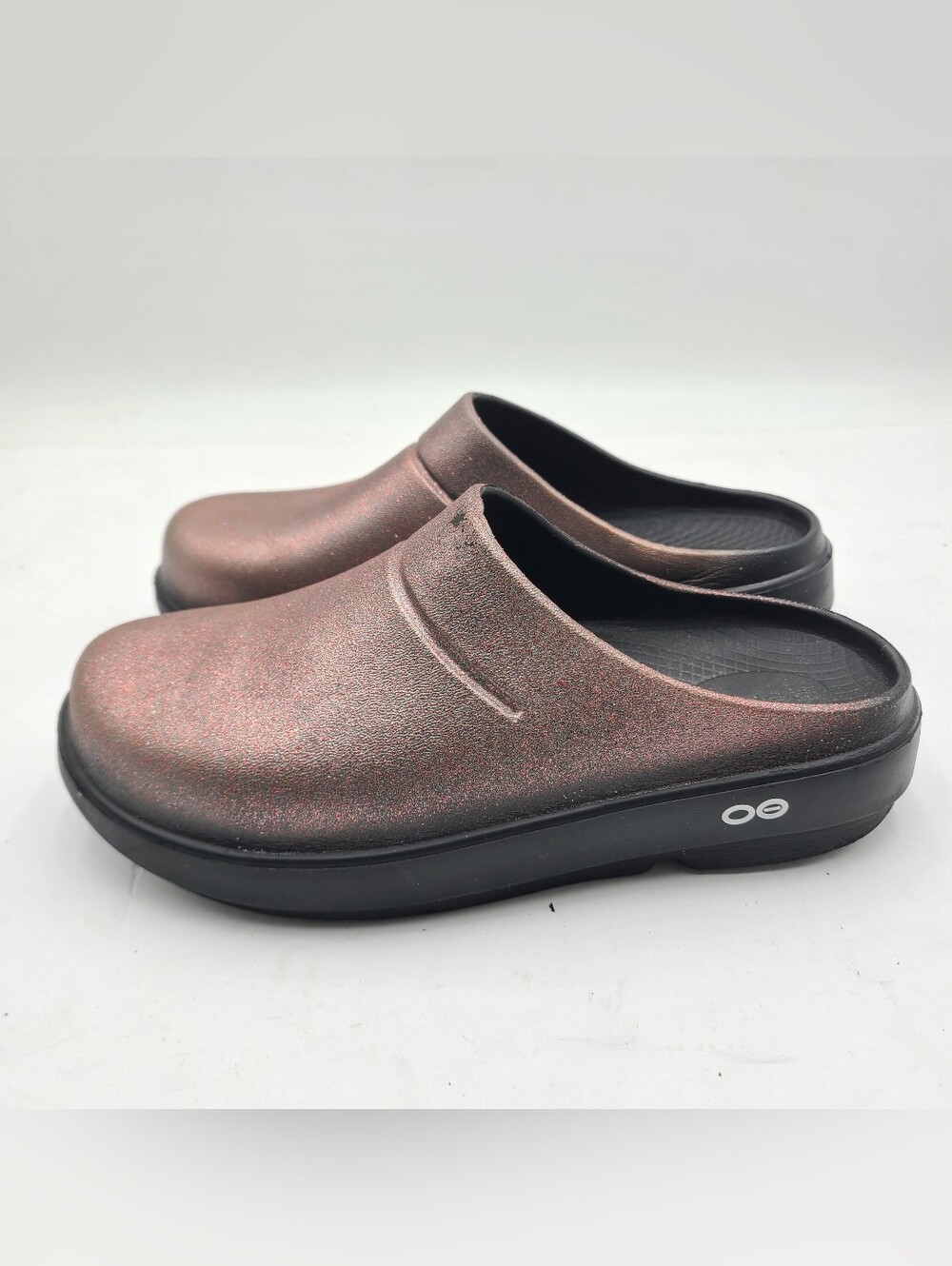 B43 Oofos OOcloog Luxe Slip On Recovery Clog Comfort Women 7 Purple/Pink/Glitter